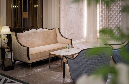 Hang Buom Hotel | Classyc Hotel Hang Buom