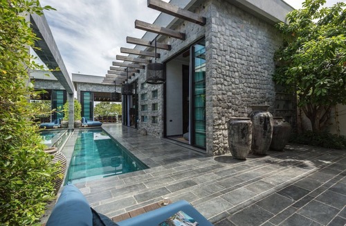 Plai Laem Villa | Clay Beach Beachfront Villa 2 - Courtyard 3 Bedrooms