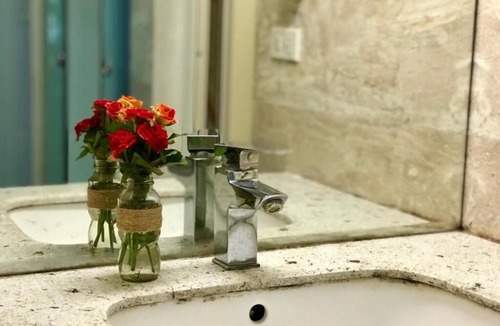 Hang Bo Apartment | Clean/Cozy/Central Location wth smart TV [Deluxe Room]