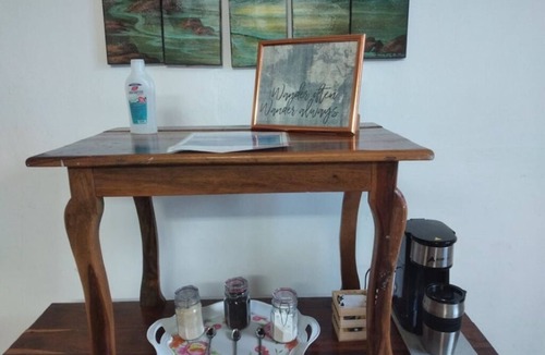 Merida House | Clean Privet Bedroom/Bathroom -2 mins walk to the Beach
