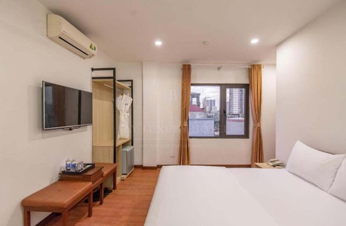 Trung Hoa Nhan Chinh Apartment | Coco Hotel - 5B Tran Duy Hung - by Bay Luxury