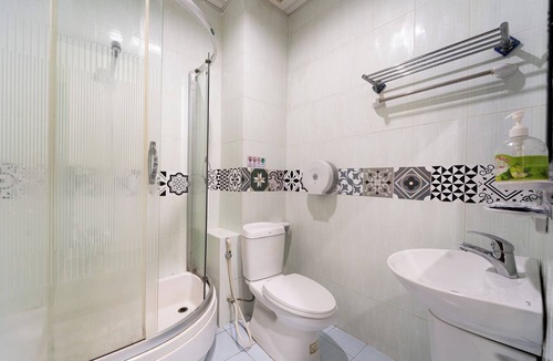 Phu My Hung Hotel | Collection O Cozy 5 Hotel - Near SECC