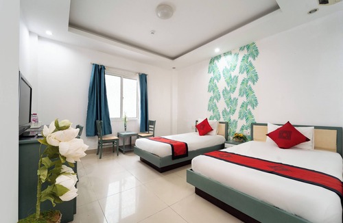 Phu My Hung Hotel | Collection O Cozy 5 Hotel - Near SECC