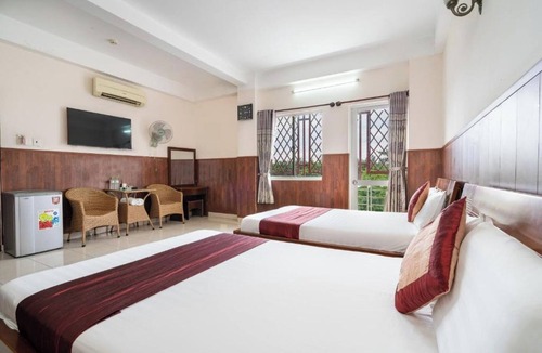 Binh Chanh Hotel | Collection O Nam Phuong
