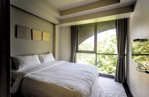 Thanon Phetchaburi Hostel | Collection O The Spades Hostel
