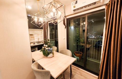 Bang Rak Phatthana Apartment | Comfy Plum West Gate Condo 1 BR