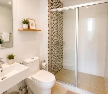 Krathum Baen Apartment | Condo Tulip Square at Aomnoi