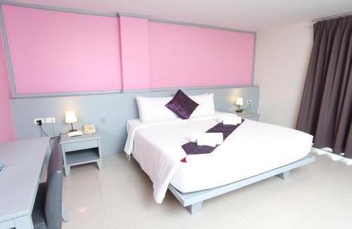 Srisa Chorakhe Noi Hotel | Convenient Grand Plus Hotel Suvarnabhumi
