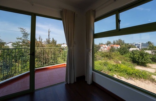 Cam An Apartment | Cool 2-bedroom apartment with AC in charming Hội An Pine Beach Apartment