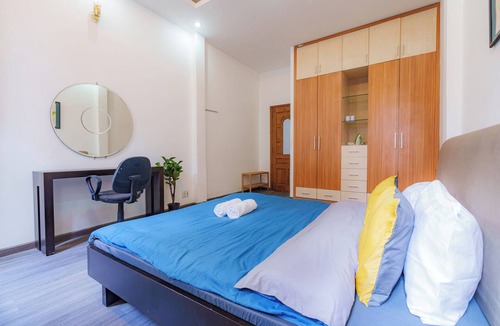 District 5 Hotel | Cozy 1-Room KingSizeBed in SGHomestay with AC-1km Bui Vien-City Center HCM