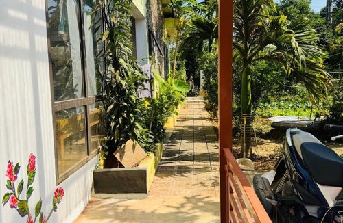 Yen Bai Apartment | Cozy Haven Nest - Sunlit Glass House & Garden View