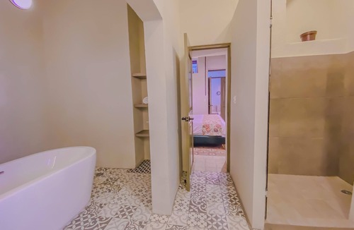 Puebla Historic Center House | Cozy 1-bedroom suite in amazing Puebla with King size bed, WiFi and bathtub