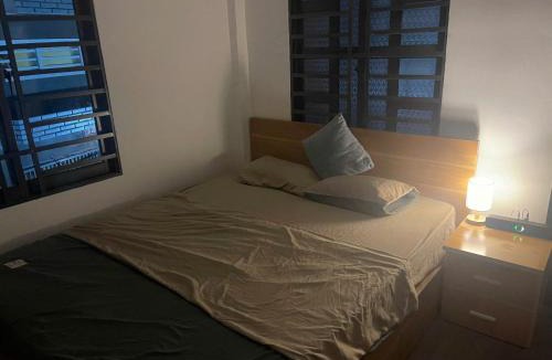 District 10 Apartment | Cozy Private with Balcony Studio, Trung tâm, Có bếp dùng chung