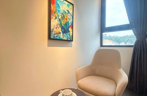 Hon Gai Apartment | Cozy studio in Sapphire Ha Long with Sun Wheel view