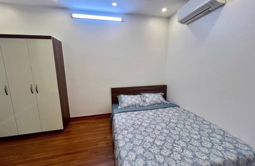 Quang An Apartment | “Cozy Studio w/Kitchen & TV – Affordable Stay in Tay Ho”