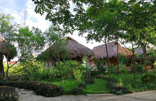 Nho Quan House | Cuc Phuong Bungalow