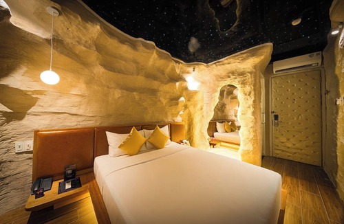Binh Chanh Hotel | Cupid Hotel 3