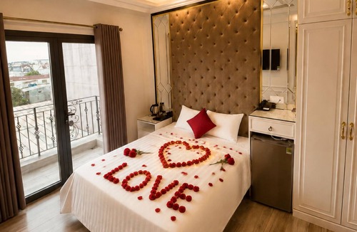 Thu Duc Hotel | D'Élite Boutique Hotel Dĩ An