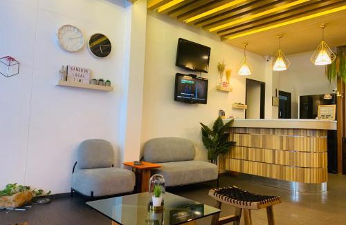 Thanon Phetchaburi Hostel | Daraya Hostel