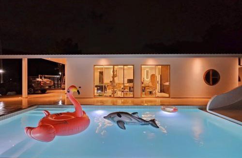 Na Chom Thian Villa | De Beach pool villa เดิน 3 นาทีจากชายหาด