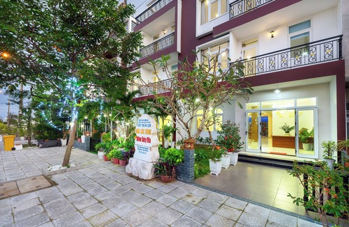 Cam An Villa | Delightful 8-bedroom villa with AC in Thành phố Hội An
