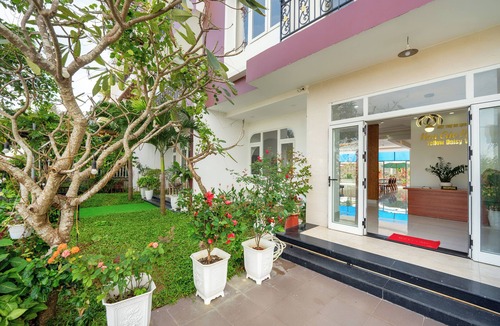Cam An Villa | Delightful 8-bedroom villa with AC in Thành phố Hội An