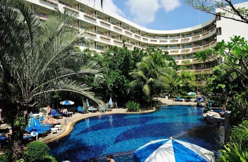 Patong Hotel | Deluxe Room, Partial SEA-VIEW @ Patong #09