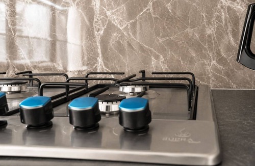 Jiutepec Apartment | Deluxe Suite King size bed, kitchen and internet. Near event gardens 3