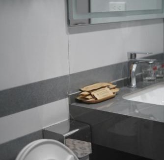 Đong Thanh Hotel | Denis Khải Hotel & Restaurant