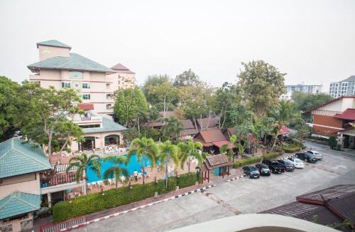 Central Pattaya Hotel | Diana Garden Resort - SHA Extra Plus