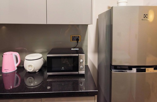 District 4 Apartment | District 1's Serene Sanctuary, 2Bedrooms (3beds), 2WCs, Sky pool, Gym