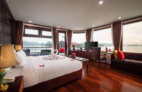 Ha Long Hotel | Dora Cruise
