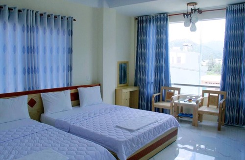 Quy Nhon Hotel | Dorm Room for 5 Yen Vy 32 Hotel