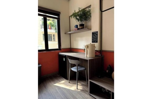 Van Mieu Apartment | Double-Double Gym-Coffee-Laundry 2's to Trainstr