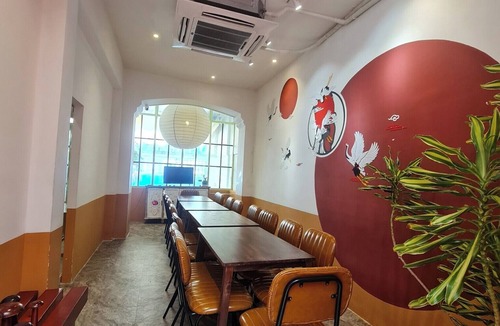District 10 House | Double room with balcony, laundry free