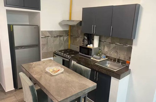 Cuautla Apartment | Dpto. 5 Moderno con Terraza, A/C y WiFi.