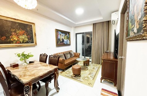 Thu Dau Mot Apartment | Ductaigallery's Entire Apt & Happy One Building