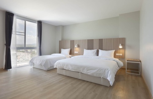 Lamphun Hotel | Easy Hotel 2
