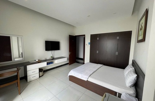 Binh Thanh Hotel | Edenroc Hotel