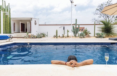 Santa Lucia del Camino House | El Studio at Bule Villas. Solar heated pool, WiFi, AC, & fitness room, Oaxaca.