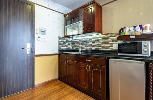Phu My Hung House | Elegant 1BR Hideaway | Prime SECC Location