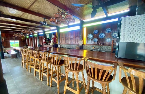 San Pa Thong Villa | Elephant House and Pool Villas 1 bedroom, the nicest 25 meter pool and spa ever!