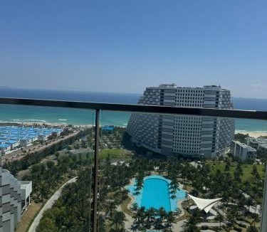 Khanh Hoa Apartment | Elite Oceanfront Apartment - The Arena Sea and Sand Tower