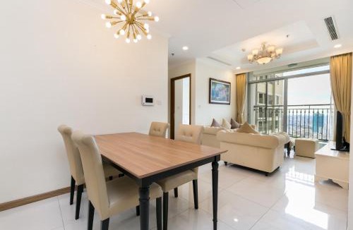 Hang Xanh Apartment | Elvita Landmark Luxury Residence