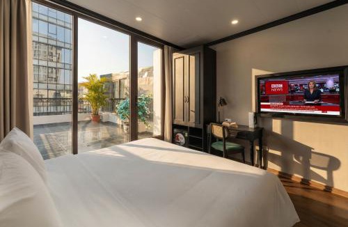 French Quarter Hotel | Embrace Boutique Hanoi Hotel