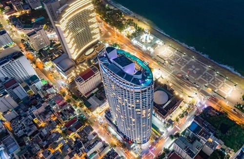 Tran Phu Beach Hotel | Emerald Wave Suites Seaview