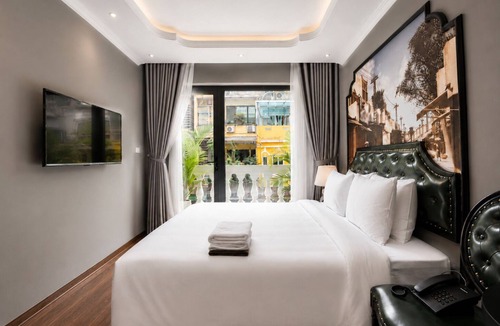 Hanoi Backpacker Quarter Hotel | Ensora Hotel & Travel