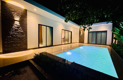Krabi House | Experience perfect relaxation at our private pool villa with a warm atmosphere