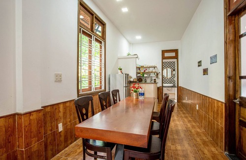 Thuy Xuan Villa | Family Room(04 people)