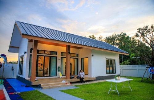 San Kamphaeng Villa | family villa by ongsa house chiang mai